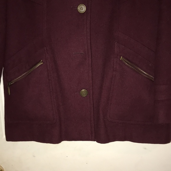 Coat - Picture 3 of 6